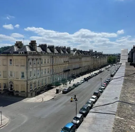 The Great Pulteney Penthouse, Bath City Centre